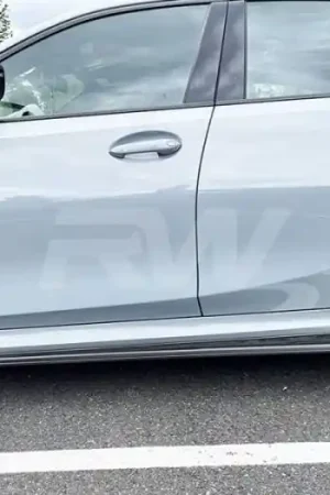 High Quality BMW G20 Performance Style Carbon Fiber Side Skirts bmwg20033