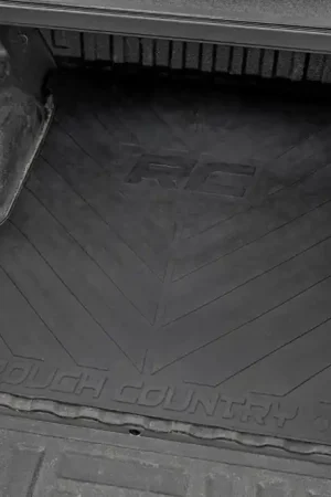 New Release Bed Mat | 5' Bed | RC Logo | Chevy/GMC Canyon/Colorado 2WD/4WD (2015-2022)